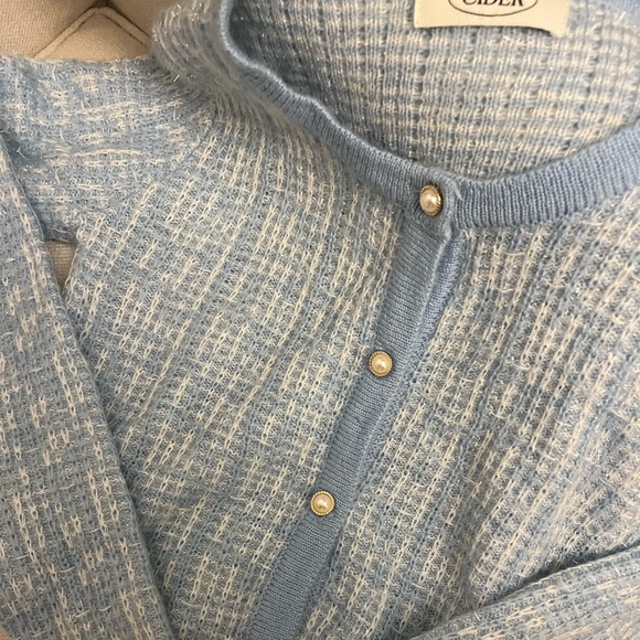 CIDER PEARL BUTTON CARDIGAN - Picture 2 of 3